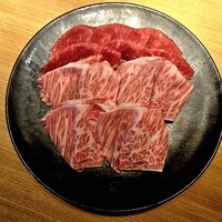 すき焼 しゃぶしゃぶつかだ KITTE大阪店 - 