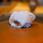 鮨 三心 - くーっ、たっぷりの白子、にぎりで頂くなんて！