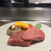 大阪鉄板焼き 神戸牛 TATARA - 