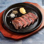 ヤキソバスタンドバイミー餃子とうどん - 国産牛フィレステーキ