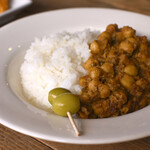 ロンパーチッチ - 【平日ランチセット@税込1,150円】ひよこ豆とひき肉のドライカレー