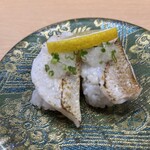 寿司本家 - 炙りノドグロ 