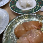 寿司本家 - 赤貝