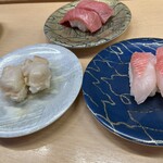 寿司本家 - 中トロ　ホッキ　金目鯛