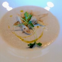 THE COSMOPOLITAN GRILL BAR TERRACE - 牛蒡のポタージュスープ