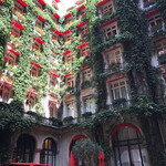Hotel Plaza Athenee - 