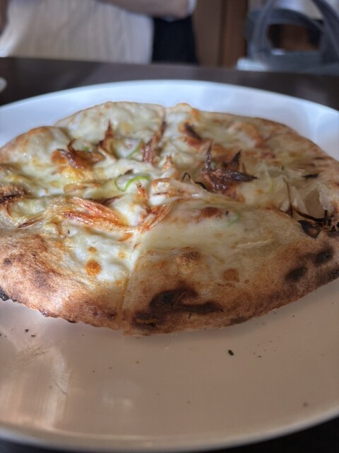 ペコリーノ（Pecorino） - 鏡石（ピザ）の写真