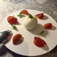 L'atelier de oto - フルーツトマト✖️ブッラータ　太陽を浴びたトマト畑