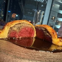 L'atelier de oto - 牛フィレ肉のウェリントン風