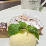 進々堂 ラクエ四条烏丸店 - 