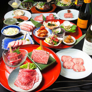 【粋コース】 炙りユッケ付きの前菜、サーロインステーキも付いた和牛5種盛り。多彩な部位を堪能できる特別コース。接待やお祝いにどうぞ！ : 極 ...