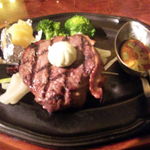 肉の万世 ステーキハウス - ランプ（200g、2,680円）