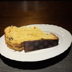 フィオッキ - サービスで手作りのパネットーネもいただきました　フワフワでものすごく美味しい