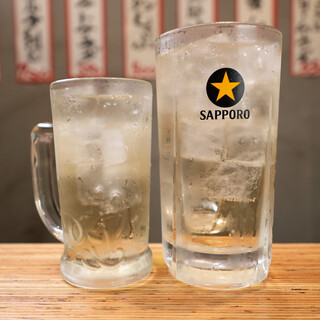 15時までのランチメニューや17時までのハッピーアワーも！