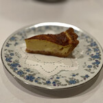 レストラン・サカキ - アミューズ（キッシュ美味しい）