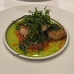 レストラン・サカキ - 前菜二品目　三陸産帆立貝のポワレ トマトフォンデュと香草ガーリックバターソース（めちゃうま）
