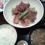 神戸ビフテキ亭 - 網焼き１０８０円