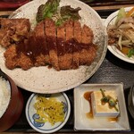 普通の食堂いわま - これで千円はお値打ちすぎます
