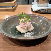 La Stalla - 梅山豚モルタデッラと洋梨。お弁当の時もフルーツは添えたかったそうですが完成形はこれですね