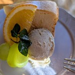 ベジバル チバットリア - サツマイモのチーズケーキ＆ピスタチオアイス✨