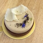 MORI YOSHIDA - ベージュ