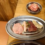 焼肉ホルモン ボンズ - 