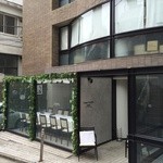 GingerGarden AOYAMA - 表は約12席。