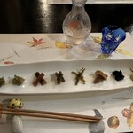 郷土料理ともん - 蕗のとうの煮物、蕗のとう味噌、芋がら、わさびの茎、香茸他