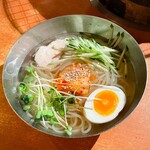 炭火焼肉屋 さかい 羽村店 - 特製冷麺 ハーフ¥583