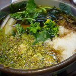 志美津や - 山菜わかめ（田舎そば）ズームアップ