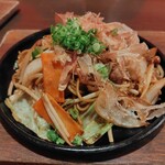 べんがら酒場 - ひるぜんやきそば