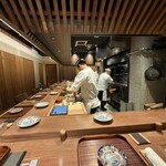 薪鳥新神戸 - 内観