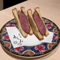 恵比寿 うしみつ - 厳選ヒレ肉のブリオッシュカツサンド