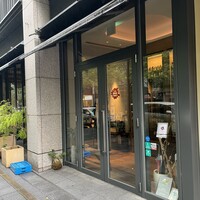 ラ・ボンヌターブル - 