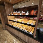 ピエール・ガニェール パン・エ・ガトー - 