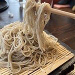 本格手打ち蕎麦   あげおのかくれ庵 喜いち郎 - 綺麗な二八蕎麦です