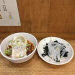 永楽食堂 - お通し　温豆腐とでかしらうお