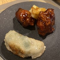 CANTON8 銀座店 - 焼き餃子 酢豚