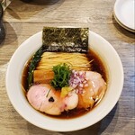 だれやめや - 醤油らぁ麺