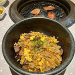 名物生タン焼肉エクボ - 牛チャーハン、タンが美味しい。