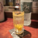 バー・バーンズ - 愛媛みかんジントニック