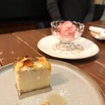 ラ・ボッテガイア - チーズケーキとアイス