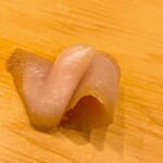 鮨 しゅん輔 - 千葉で水揚げされた加治木。今が旬