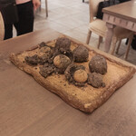 ボニュ - くだいてじゃがいもを取り出す