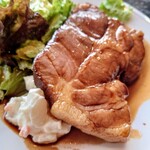 Steak&Wine Vabene Forte店 - 令和6年12月 ランチタイム(11:00〜15:00)
                        肉厚！！トンテキランチ 税込990円
                        トンテキ180g、自家製コールスロー、ご飯、みそ汁付