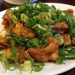 台流屋台 御気樂 - 豚唐揚げネギどっさり
