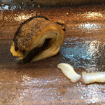 寿司栄 - 鮑の肝と鰒の葉