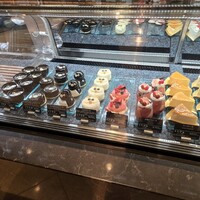 クロスダイン - Suicaのペンギンケーキがかわいい