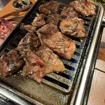 焼肉とらちゃん - 