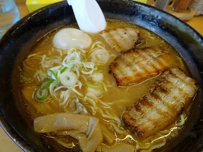 ラーメン かまじい 西北見 ラーメン 食べログ